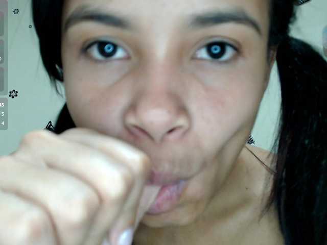 liz7skinny live cam on BongaCams