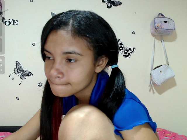 liz7skinny live cam on BongaCams
