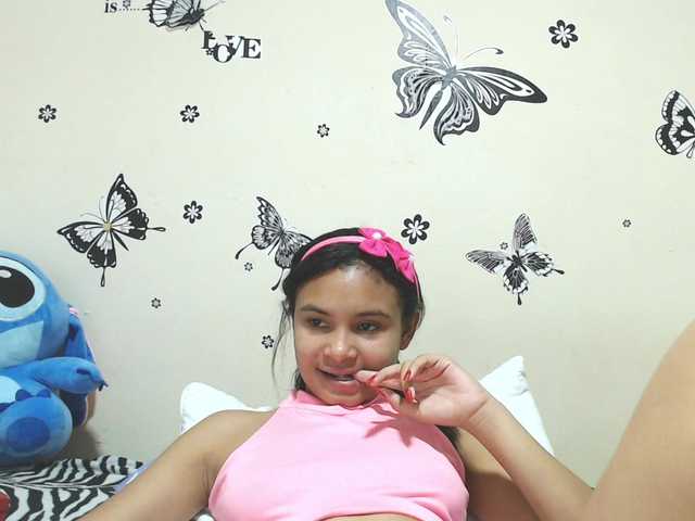 liz7skinny live cam on BongaCams