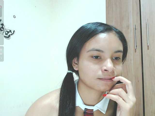 liz7skinny live cam on BongaCams
