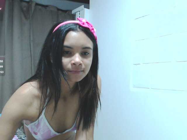 liz7skinny live cam on BongaCams
