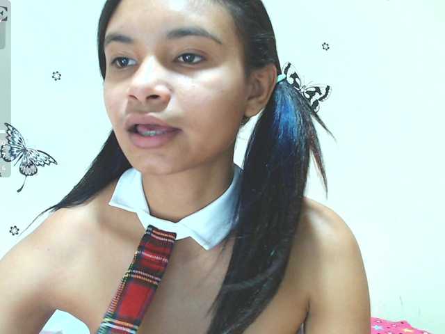 liz7skinny live cam on BongaCams