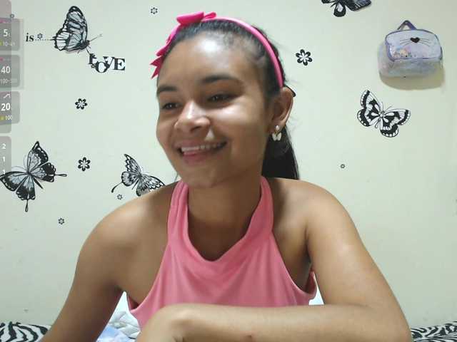 liz7skinny live cam on BongaCams