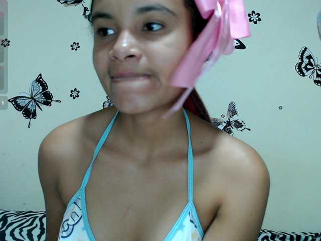 liz7skinny live cam on BongaCams