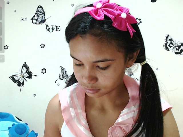 liz7skinny live cam on BongaCams