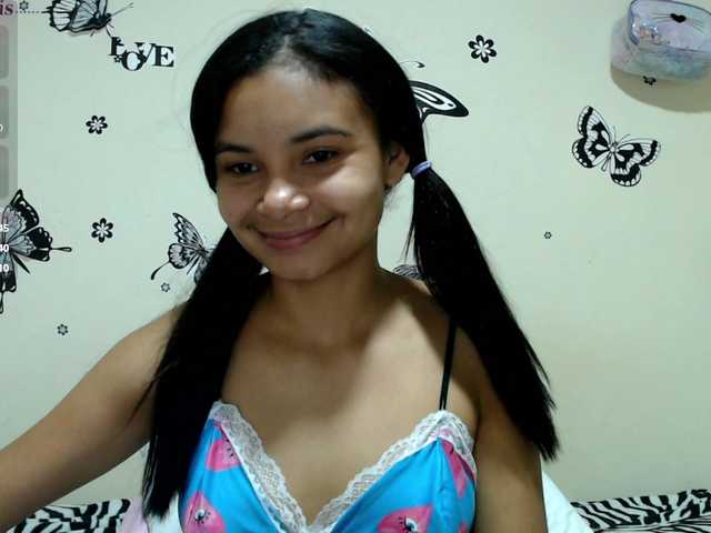 liz7skinny live cam on BongaCams