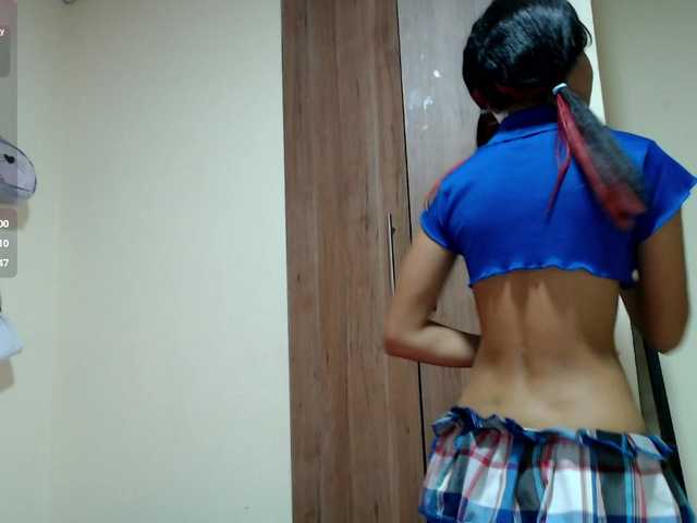 liz7skinny live cam on BongaCams
