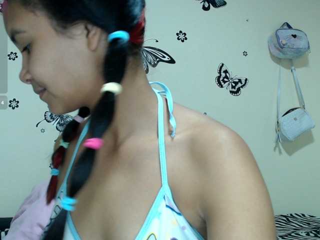 liz7skinny live cam on BongaCams