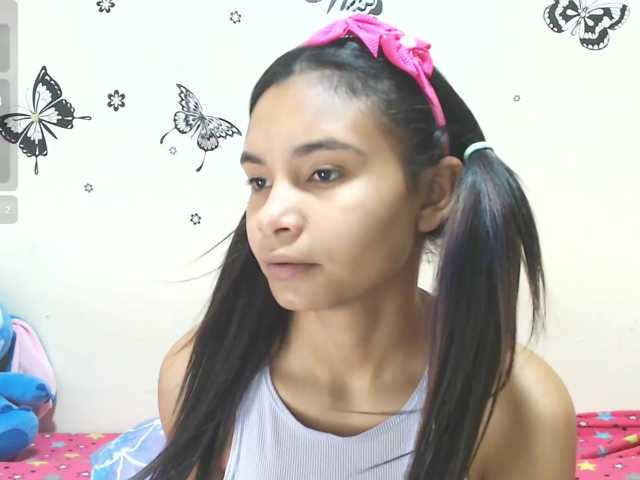 liz7skinny live cam on BongaCams