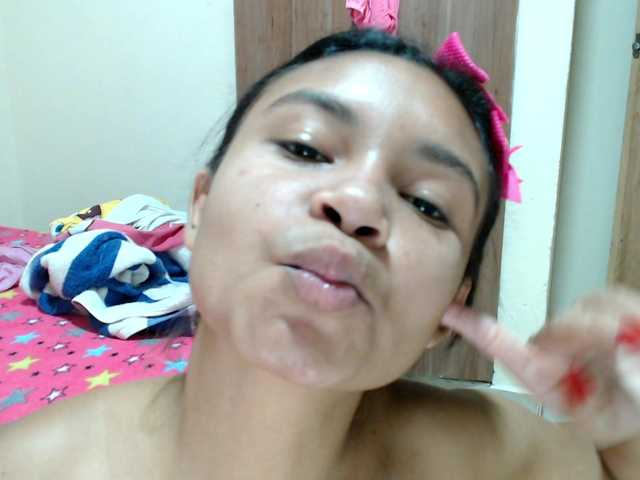 liz7skinny live cam on BongaCams