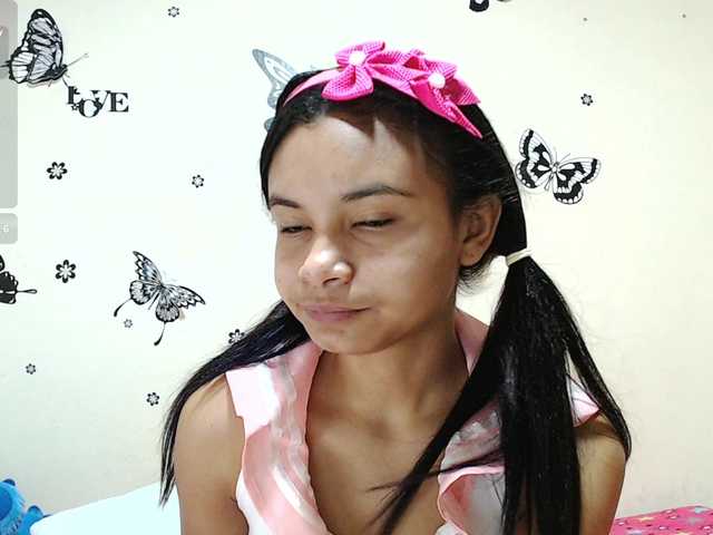 liz7skinny live cam on BongaCams