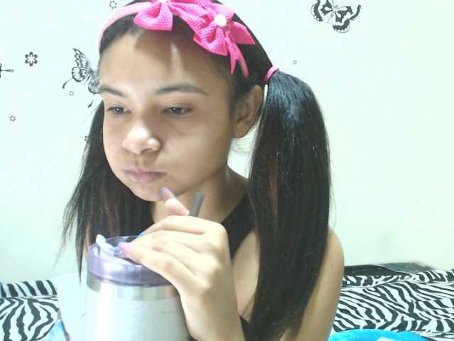 liz7skinny live cam on BongaCams