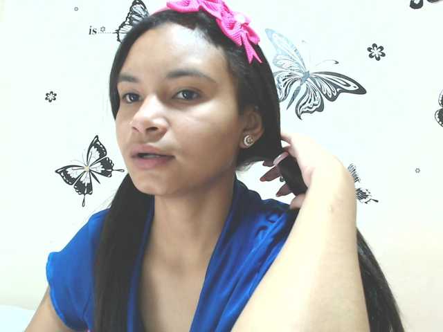 liz7skinny live cam on BongaCams