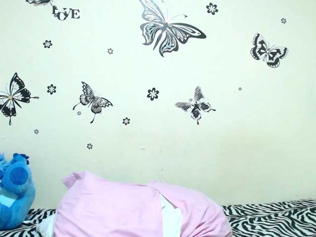liz7skinny live cam on BongaCams