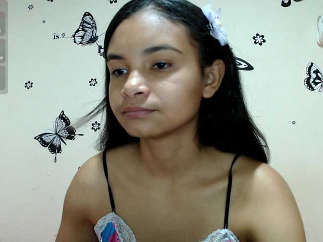 liz7skinny live cam on BongaCams