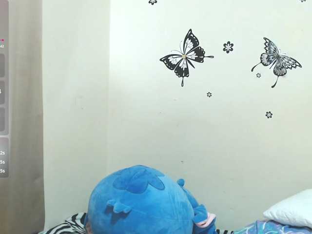 liz7skinny live cam on BongaCams