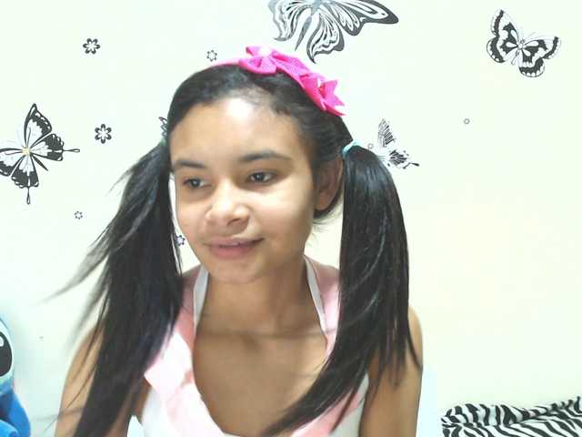 liz7skinny live cam on BongaCams