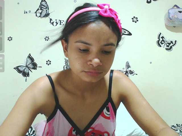 liz7skinny live cam on BongaCams