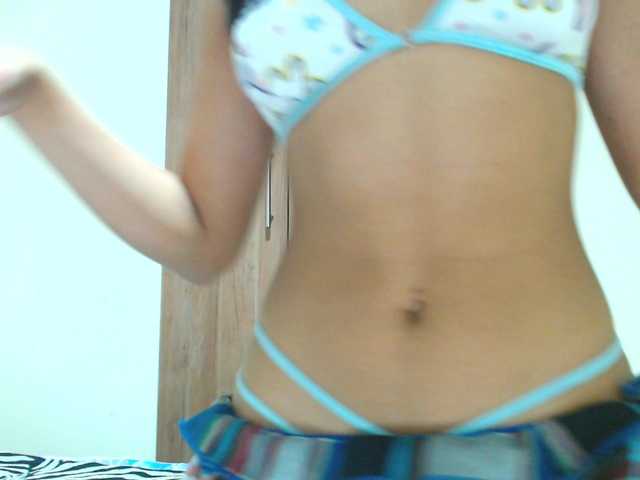 liz7skinny live cam on BongaCams
