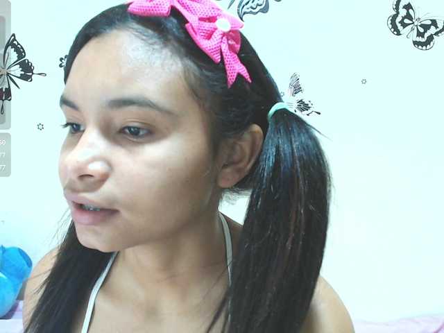 liz7skinny live cam on BongaCams
