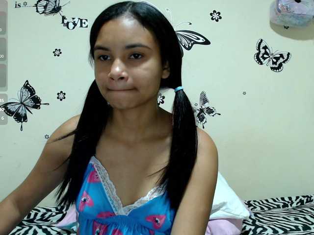 liz7skinny live cam on BongaCams