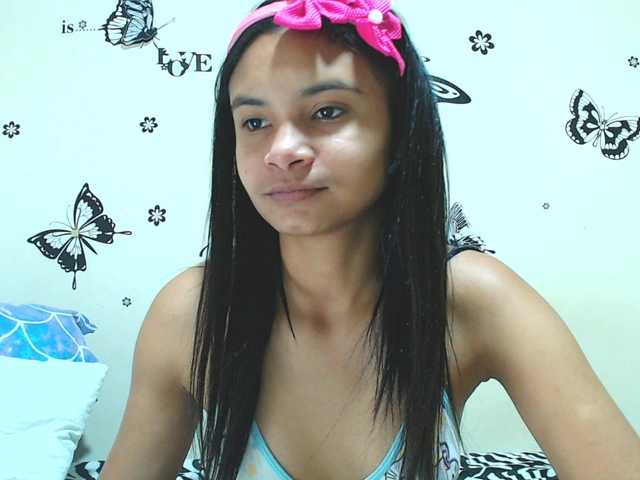 liz7skinny live cam on BongaCams
