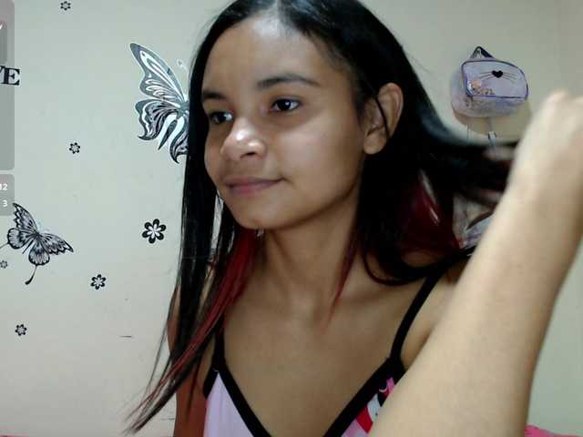 liz7skinny live cam on BongaCams