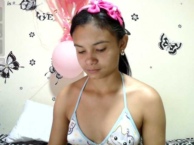 liz7skinny live cam on BongaCams