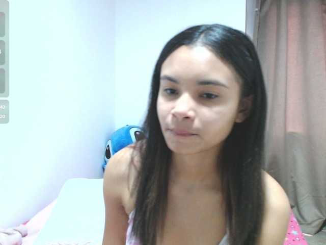 liz7skinny live cam on BongaCams