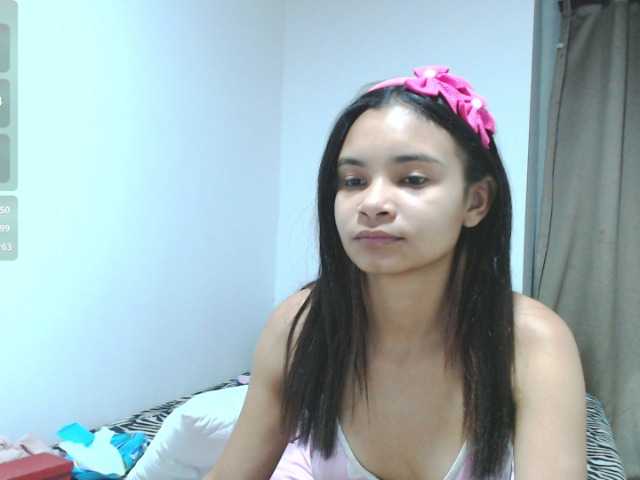 liz7skinny live cam on BongaCams