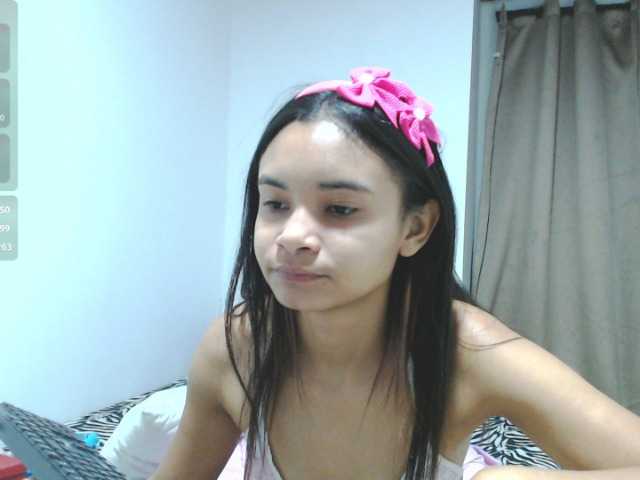 liz7skinny live cam on BongaCams