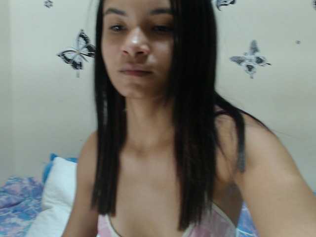liz7skinny live cam on BongaCams