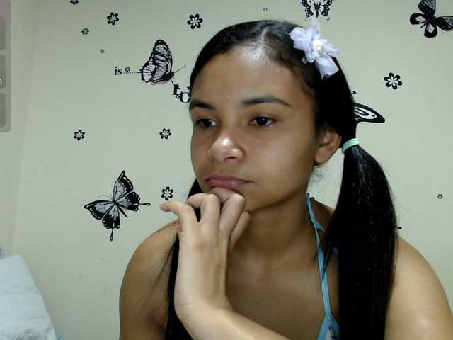 liz7skinny live cam on BongaCams