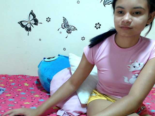 liz7skinny live cam on BongaCams