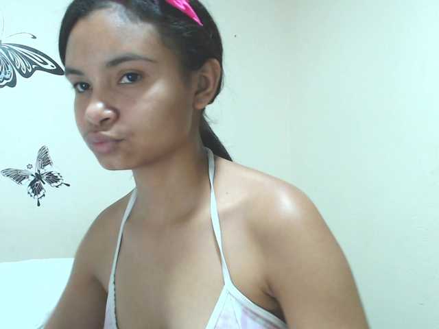 liz7skinny live cam on BongaCams