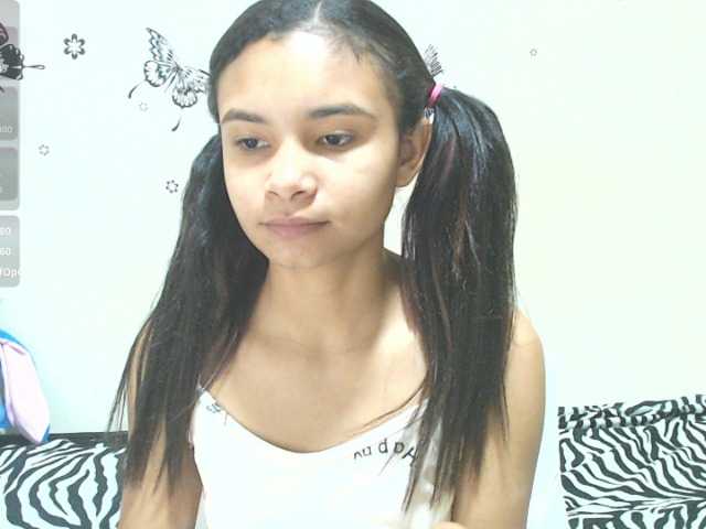 liz7skinny live cam on BongaCams