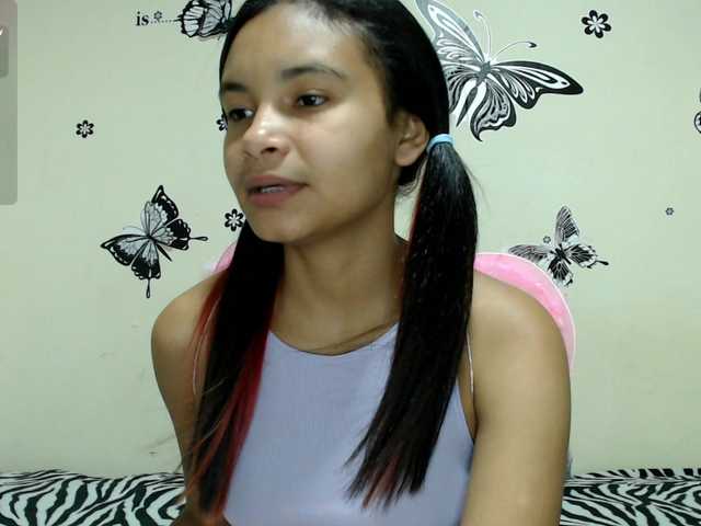 liz7skinny live cam on BongaCams
