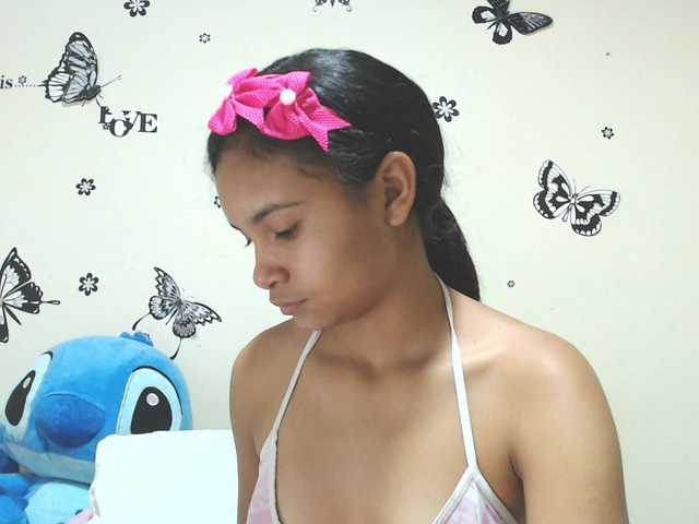 liz7skinny live cam on BongaCams