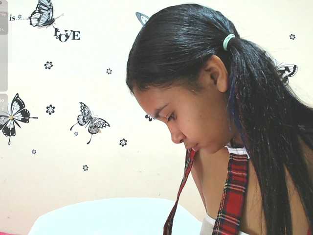 liz7skinny live cam on BongaCams
