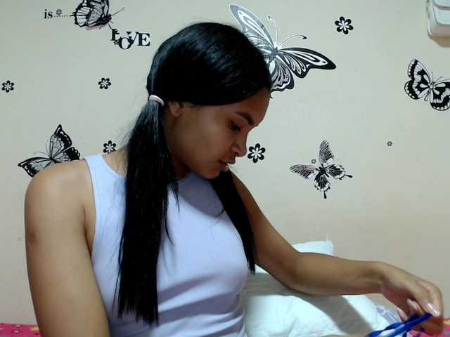 liz7skinny live cam on BongaCams