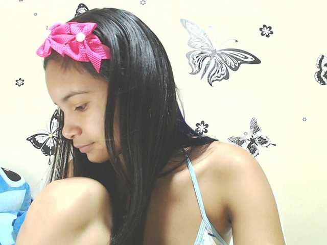 liz7skinny live cam on BongaCams