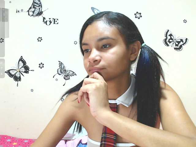 liz7skinny live cam on BongaCams