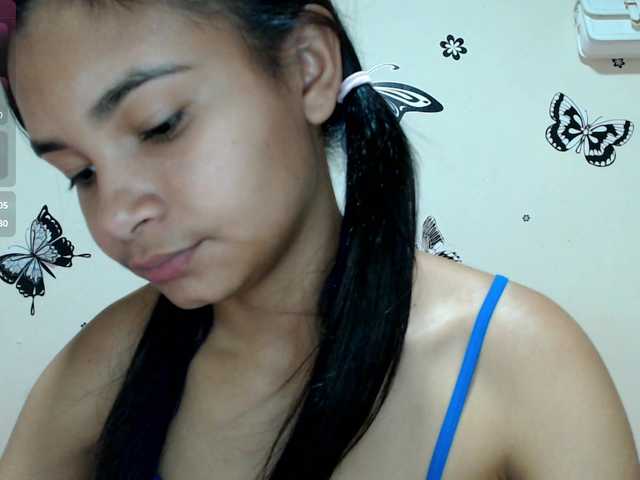 liz7skinny live cam on BongaCams