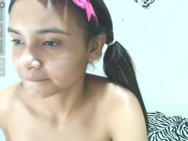 liz7skinny live cam on BongaCams