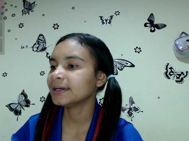 liz7skinny live cam on BongaCams