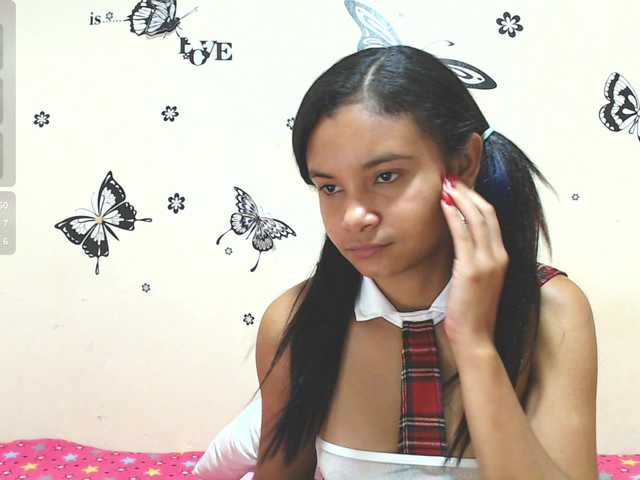 liz7skinny live cam on BongaCams