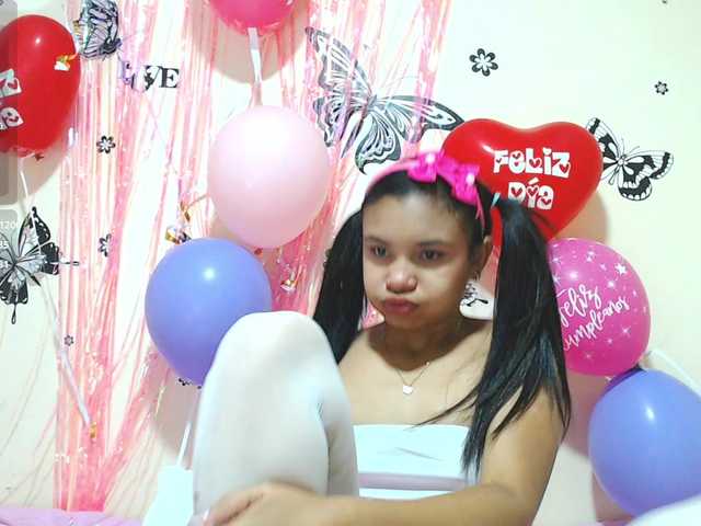 liz7skinny live cam on BongaCams