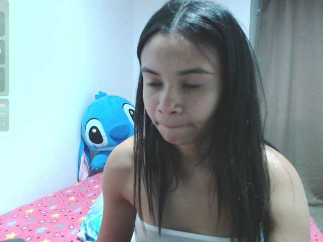 liz7skinny live cam on BongaCams