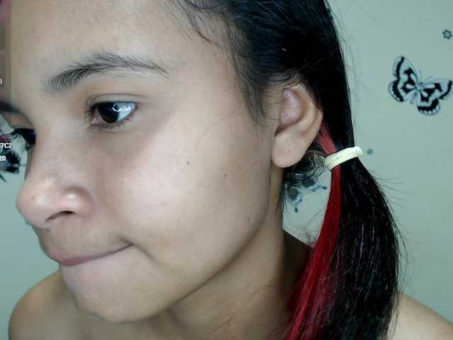 liz7skinny live cam on BongaCams