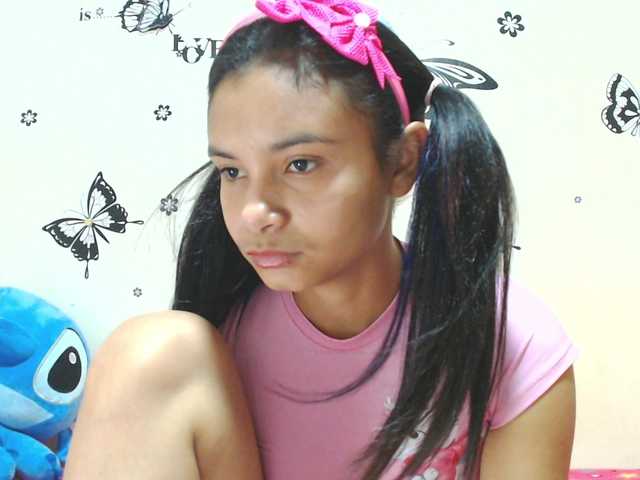 liz7skinny live cam on BongaCams